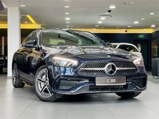 Showroom ô tô giá rẻ tại Đà Nẵng